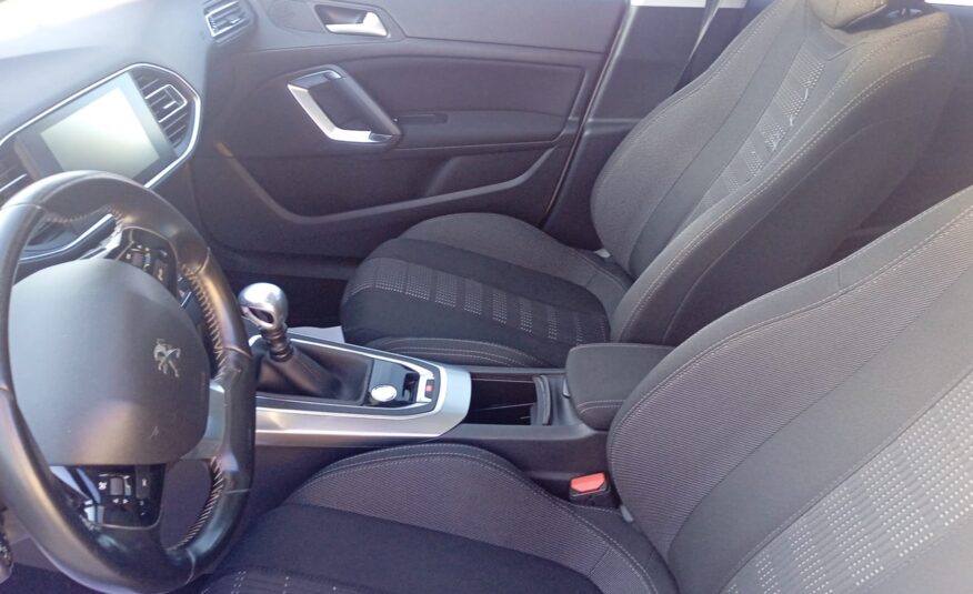 Peugeot 308 BlueHDi 120 S&S SW Allure