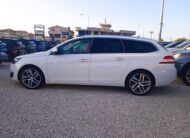 Peugeot 308 BlueHDi 120 S&S SW Allure