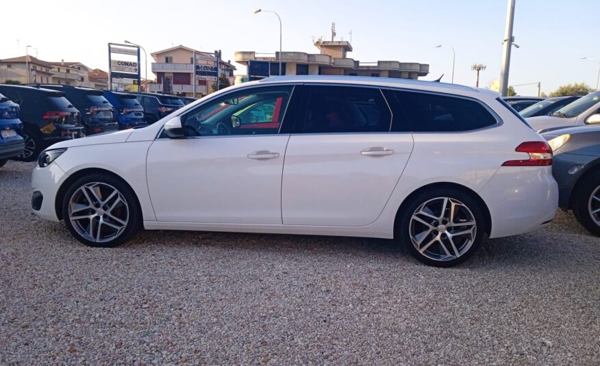 Peugeot 308 BlueHDi 120 S&S SW Allure